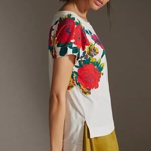 Anthropologie Short Sleeve Top  vibrant flowers roses. Soft, feminine, beautiful